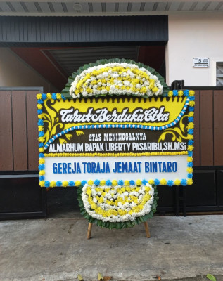 Papan Bunga Duka di Simarito